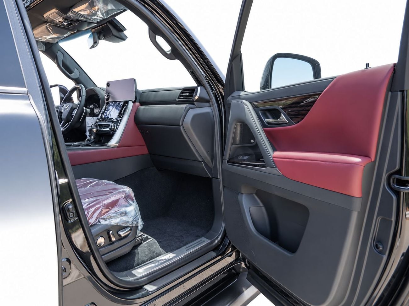 لكزس LX 700h F سبورت ECTAV0005 - لكزس LX700h F سبورت موديل 2026 - محرك هجين سعة 3.5 لتر، ناقل حركة أوتوماتيكي - لون أسود