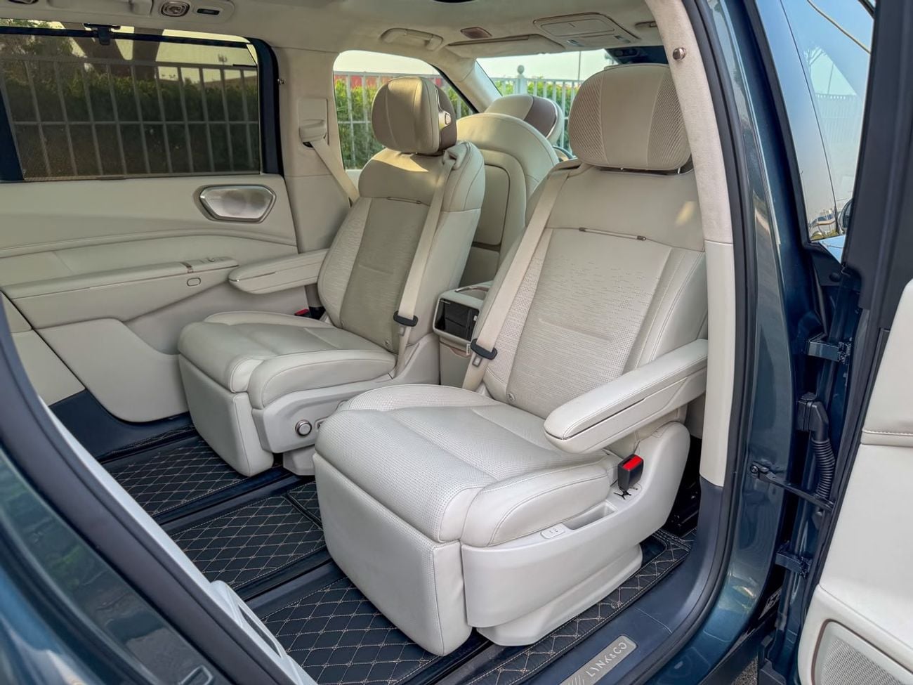 Lynk & Co 900 FLAGSHIP 2025 USED LYNK&CO ULTRA | 2.0L 735HP | WARRANTY&SERVICE
