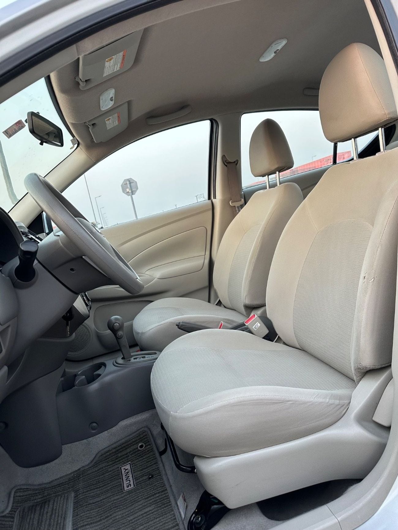 Nissan Sunny SV