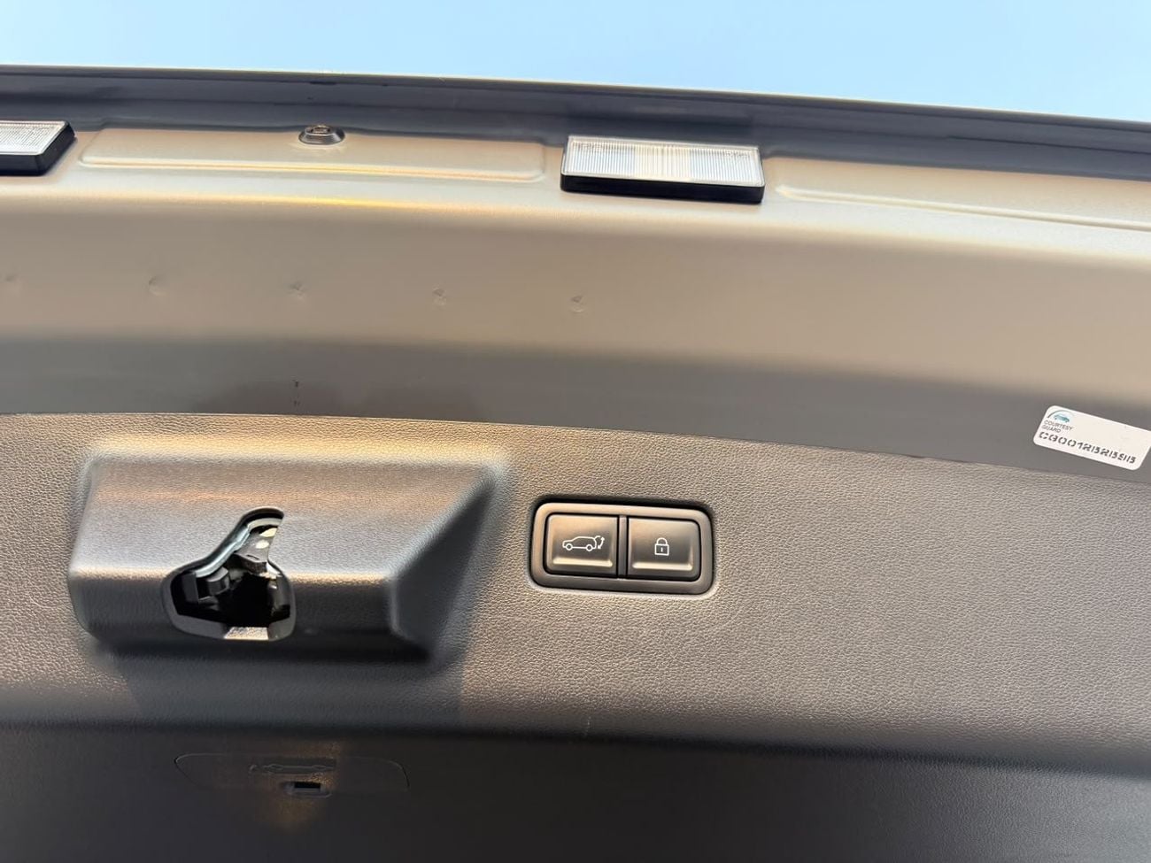Hyundai Santa Fe SMART PLUS XRT 2.5L Full option sunroof