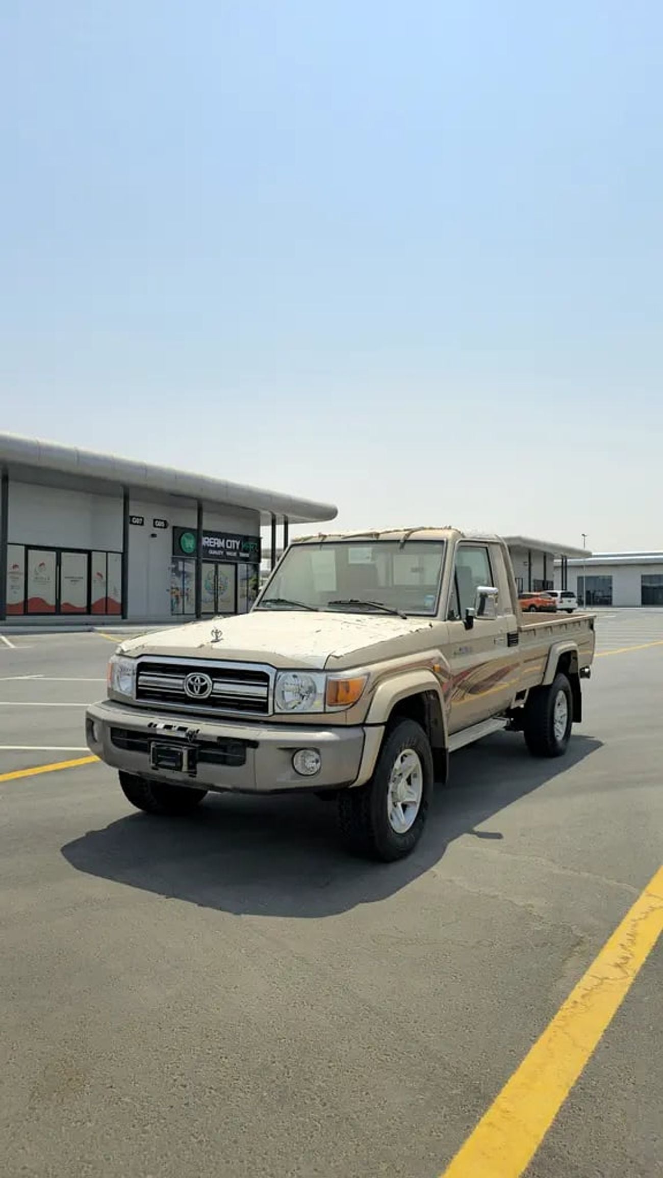 Toyota Land Cruiser 70 LC79 LX GCC Specs