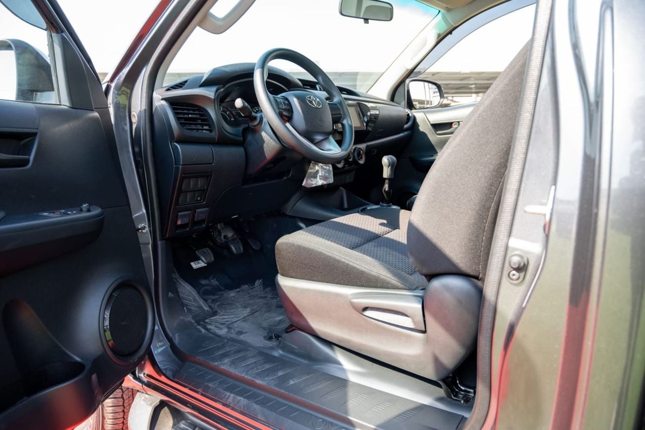 تويوتا هيلوكس 2.4 DIESEL 4x4 SINGLE CABIN 2026 MODEL GCC مواصفات مجلس التعاون الخليجي