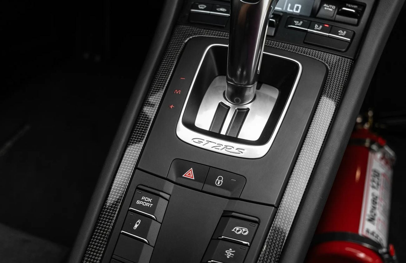 Porsche 911 3.8L F6 Twin-Turbocharged Engine