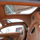 بوغاتي شيرون 2021 BUGATTI CHRION (1 OF 20) DONE 6000KM (4 YEARS WARRANTY+ SERVICE)