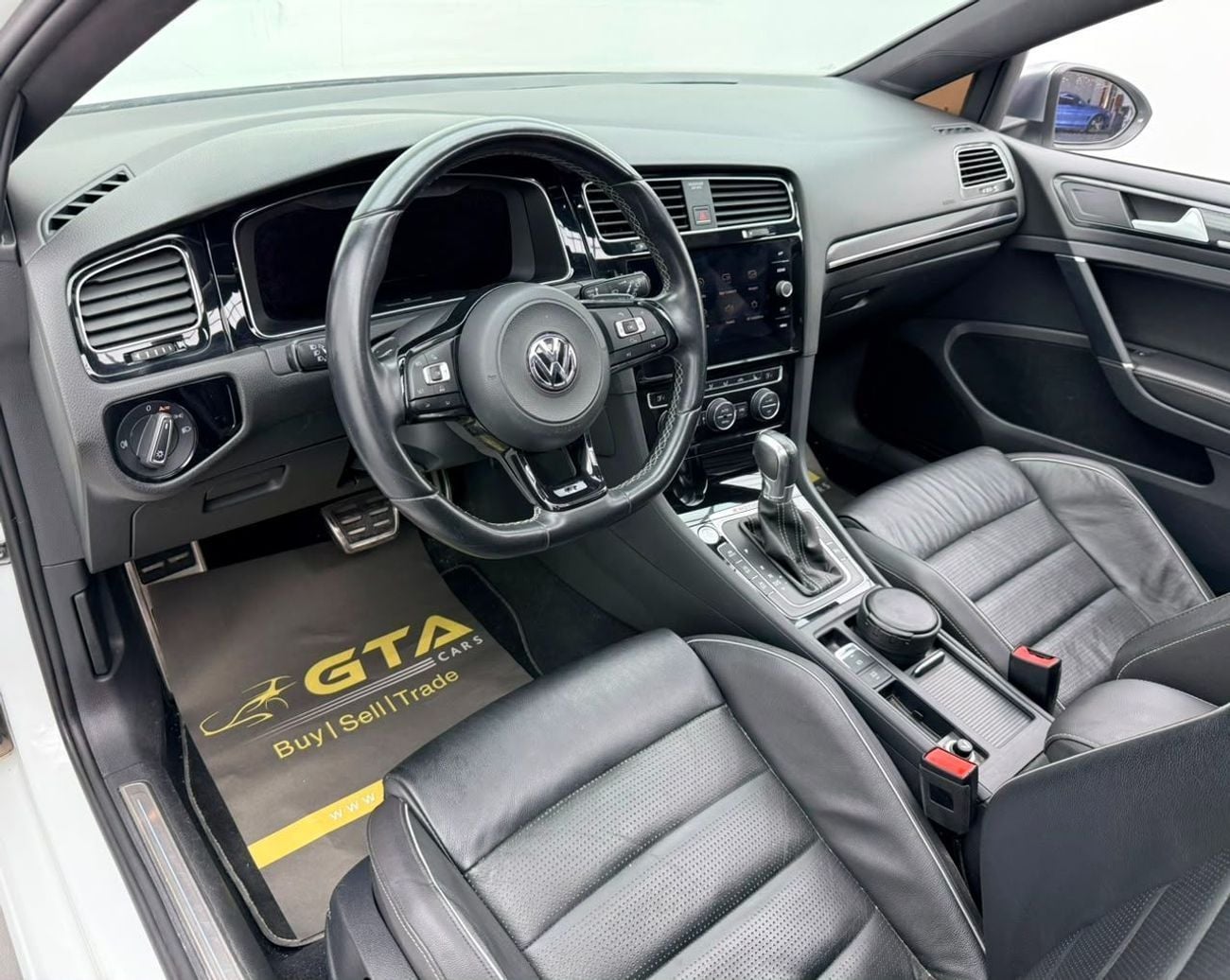 Volkswagen Golf R 2018 Volkswagen Golf, Full Service History, Fully Loaded, Excellent Condition, GCC