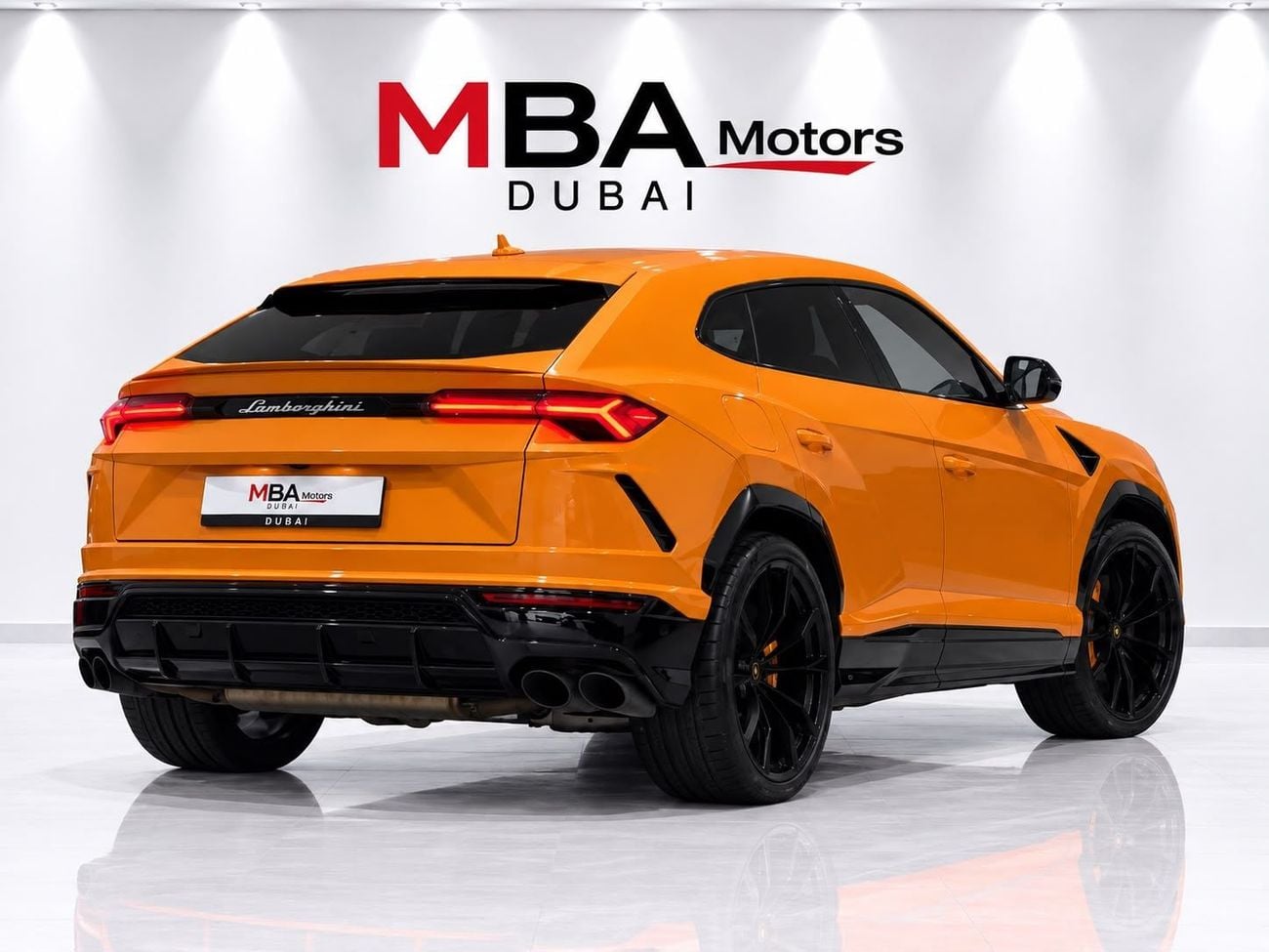 لامبورغيني اوروس STANDARD