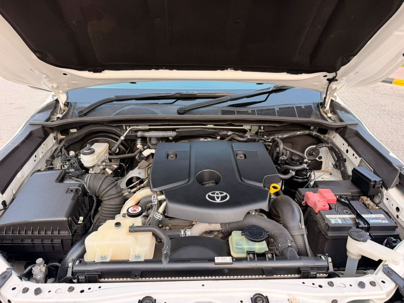 Toyota Hilux GLX Toyota Hilux 2018Model 2.8 Diesel 4x4 Manual gear colour white interior black leather seats Electric