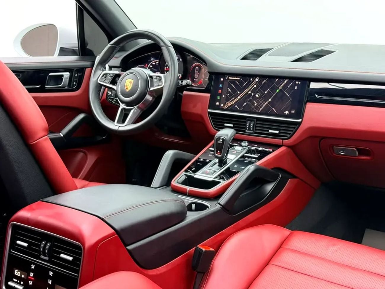 Porsche Cayenne STANDARD Warranty, Full Service History, Fully Loaded, Excellent Condition, GCC