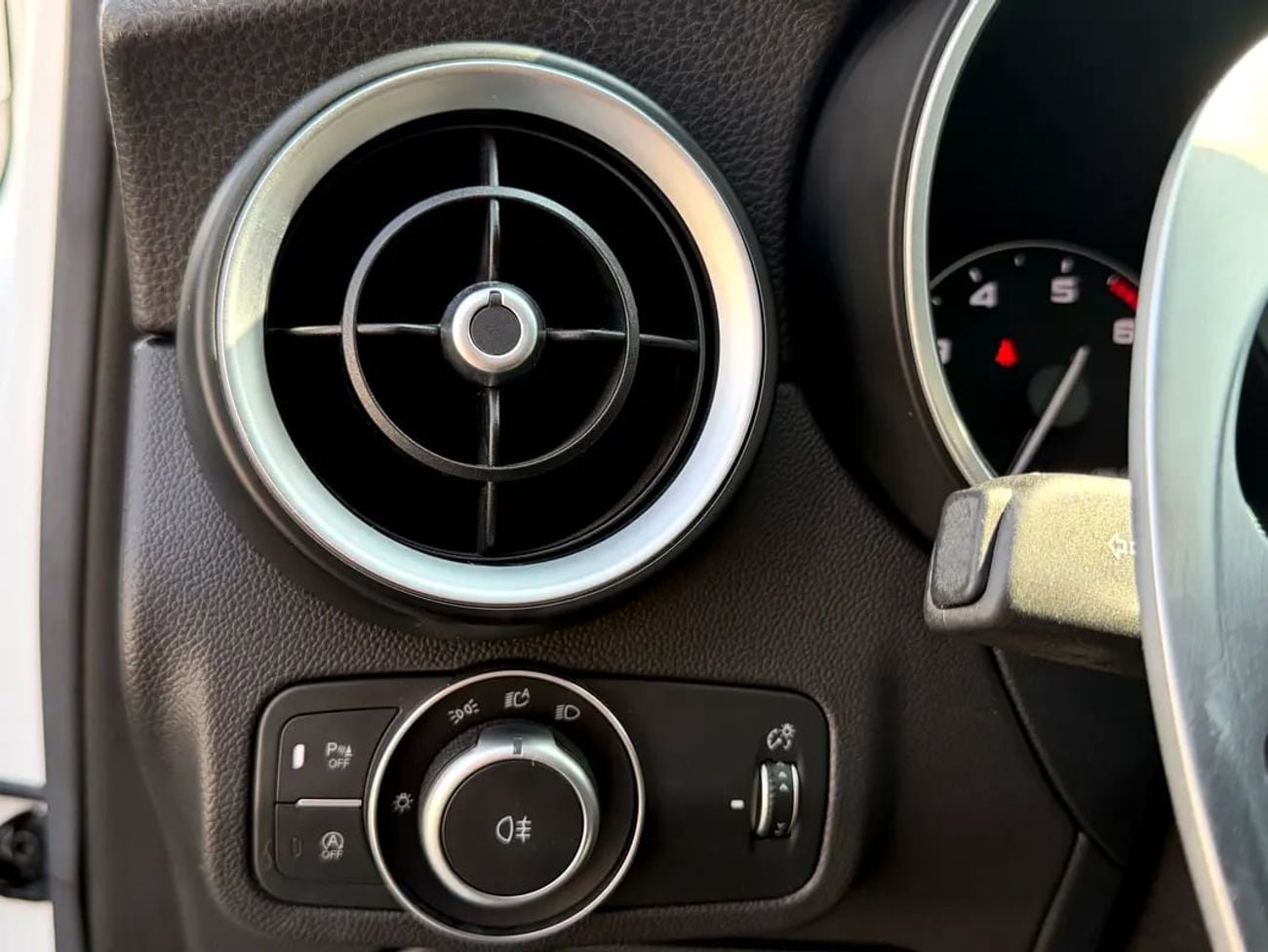 ألفا روميو ستيلفيو سوبر | GCC Specs | Excellent Condition