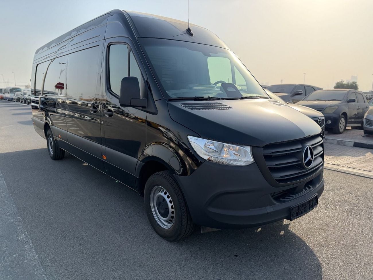 Mercedes Benz Sprinter EXTRA LONG