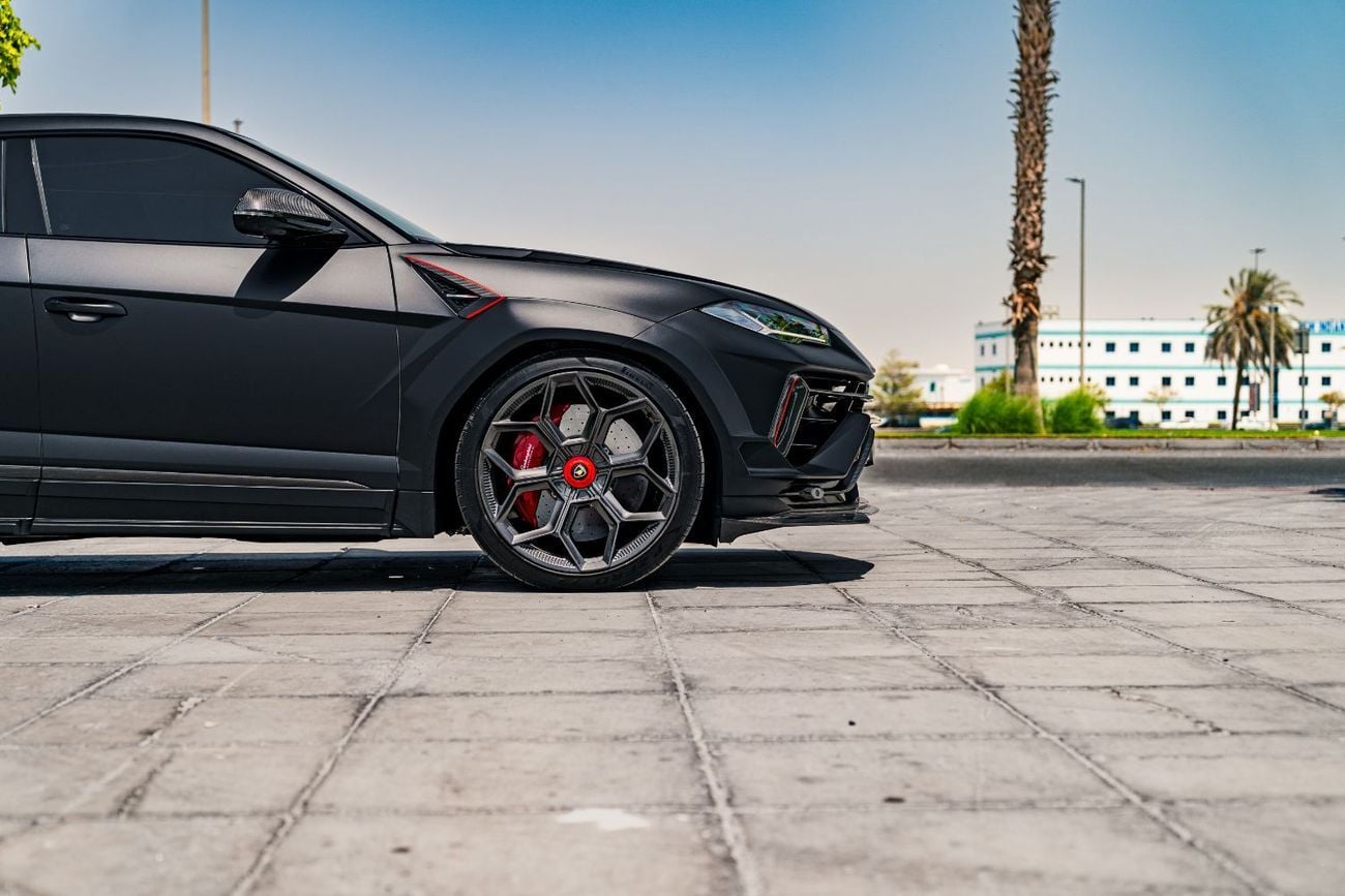 لامبورغيني اوروس PERFORMANTE معدلة بالكامل بواسطة نوفيتك، كاملة المواصفات، طلاء أصلي، خالية من الحوادث، بحالة ممتازة.