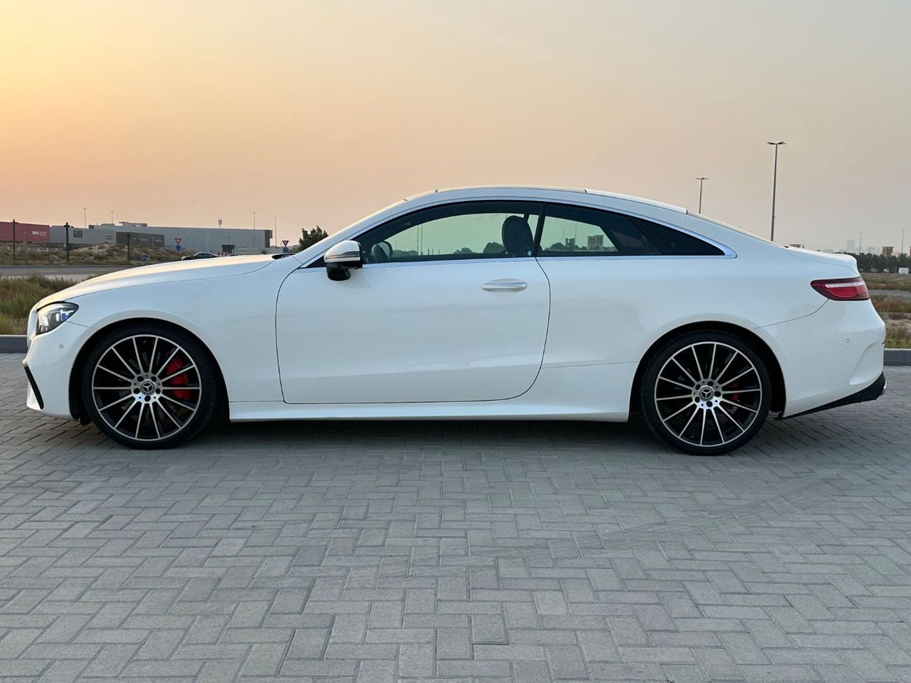 مرسيدس بنز E300 AMG