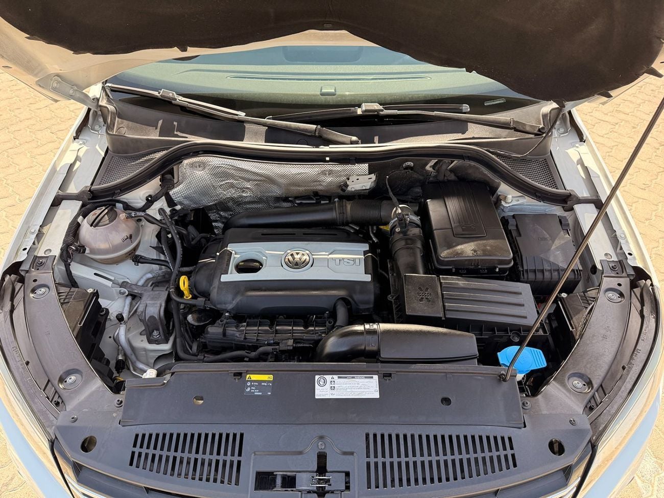 فولكس واجن تيجوان SE 2.0L