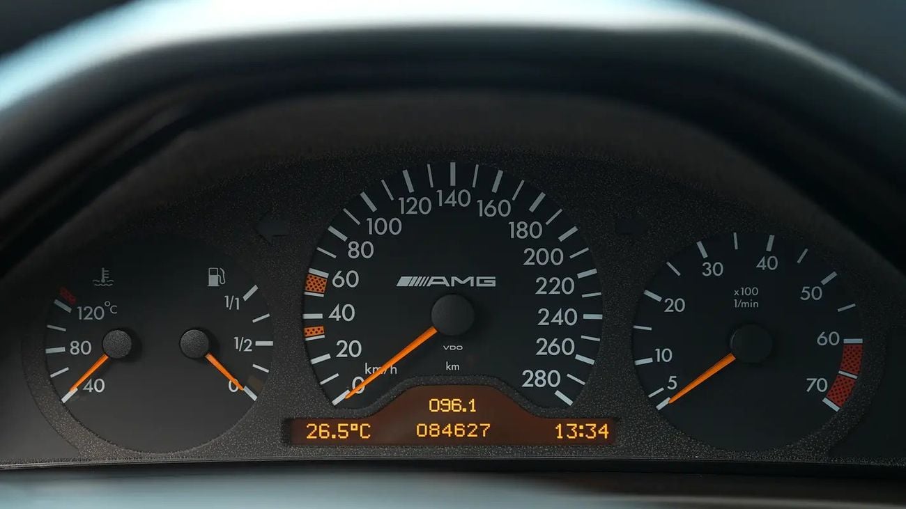 Mercedes Benz E500 E50 AMG (W210)