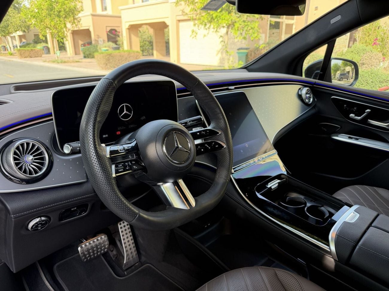 Mercedes Benz EQE 350 4MATIC Gargash Service Contract till 2029