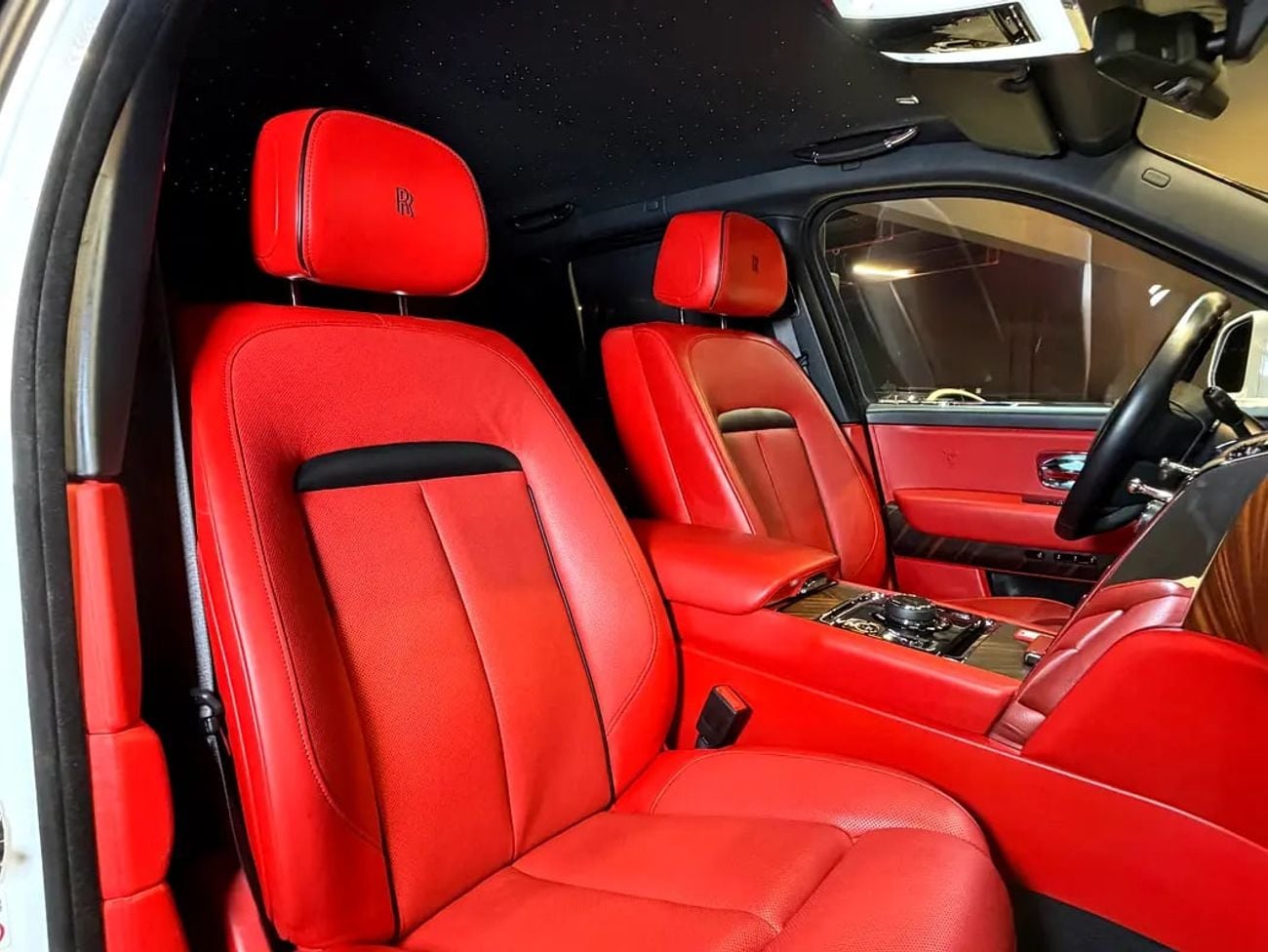 Rolls Royce Cullinan VIP EDITION GCC FHS 1 YEAR WARRANTY