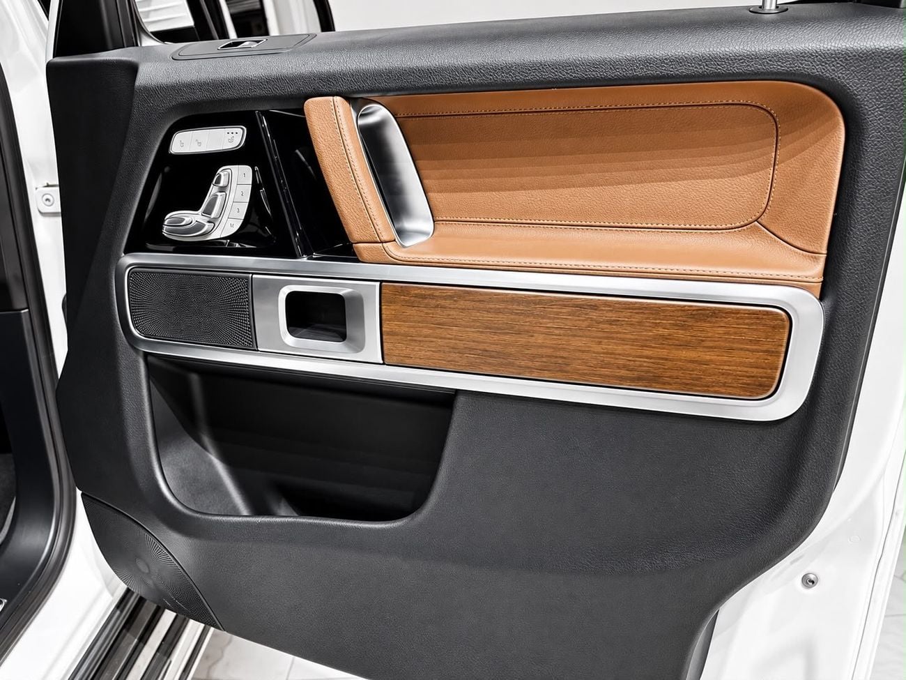Mercedes Benz G500 STANDARD