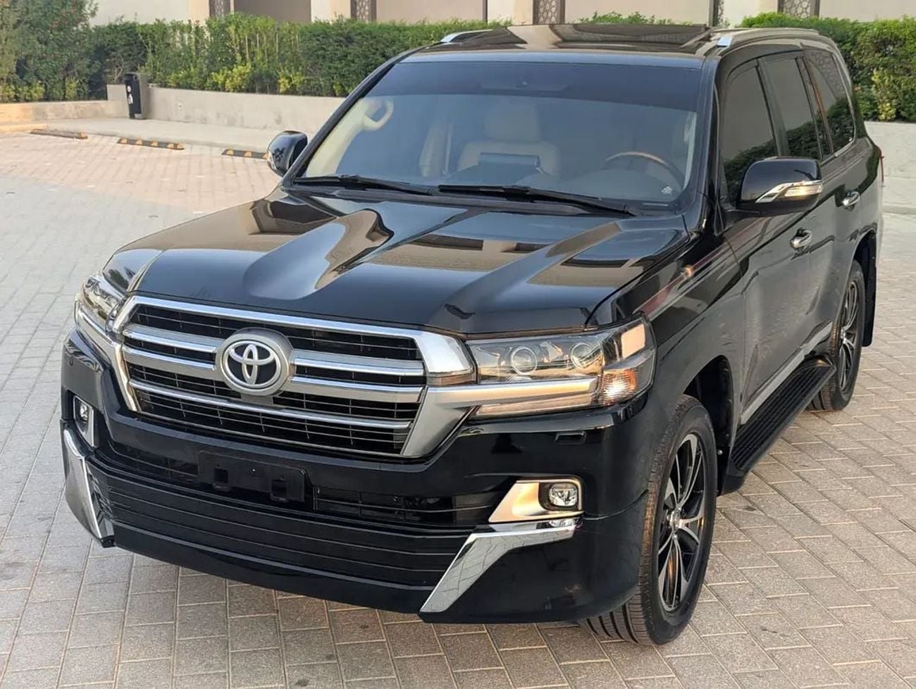 Toyota Land Cruiser GXR GCC Specs Diesel V8 4.5L Top Full Option Excellent Condition