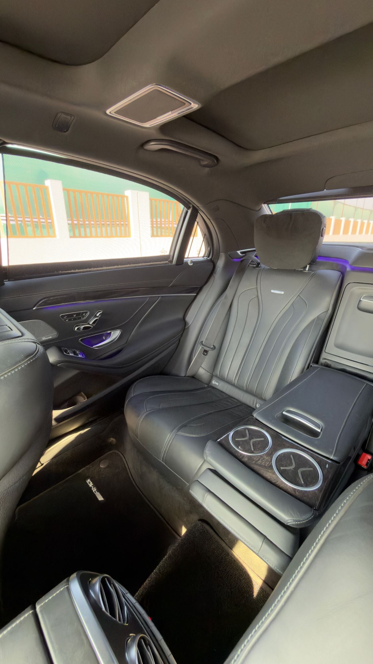 مرسيدس بنز S 63 AMG STANDARD