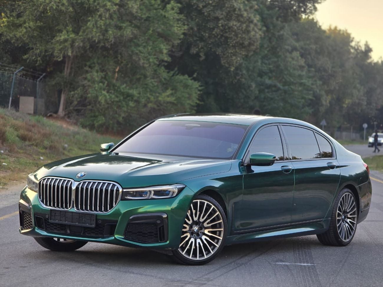 BMW 750Li XDRIVE M SPORT xDrive 4.4L (530 HP) BMW 750LI 2020 GCC V8 // FSH // SERVICE CONTRAC TILL 2027 // FUL