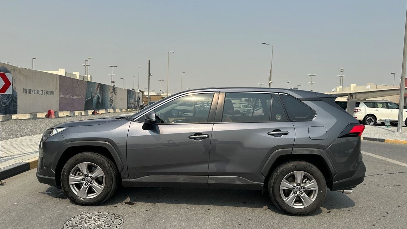 Toyota RAV4 EX