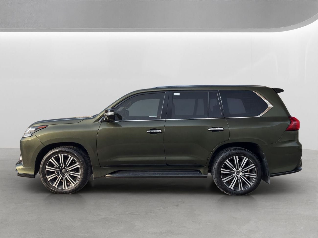 Lexus LX570 SIGNATURE **2021 Lexus LX570 S | VIP Owned | V8 | Olive Green / Tan | Soft-Close Doors**