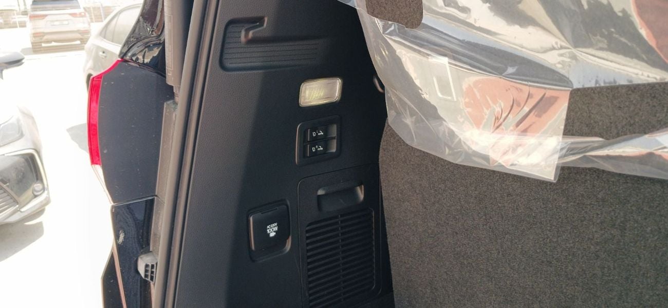Toyota Land Cruiser VX 3.5L Petrol With Kit 2026YM