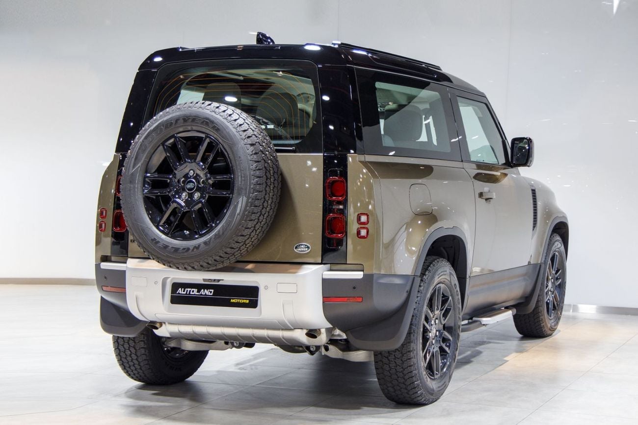 Land Rover Defender 2021 Land Rover Defender 90 P400