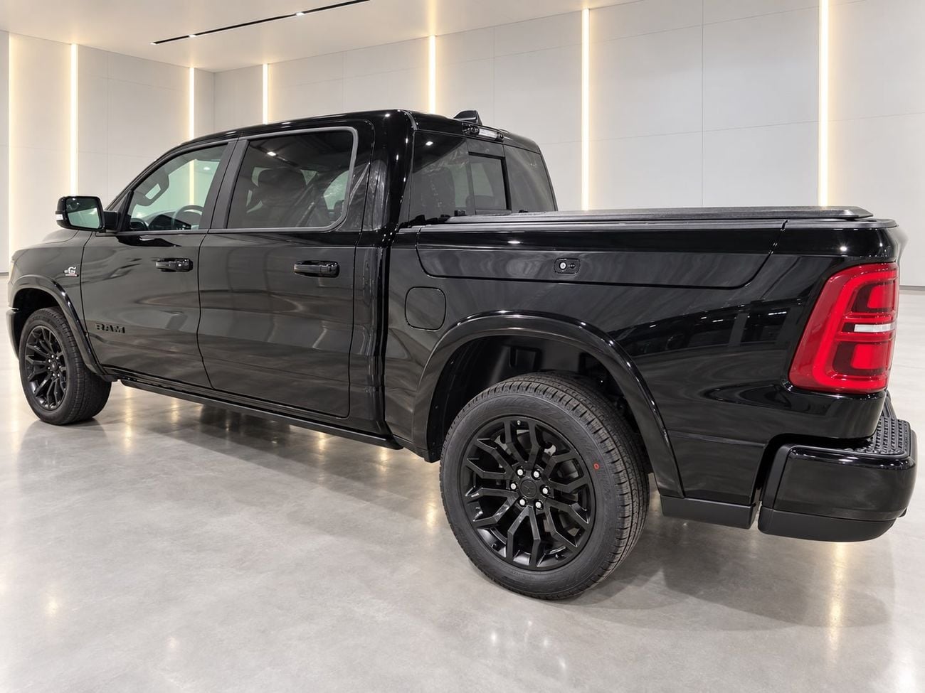 RAM 1500 LIMITED FULL SPEC LIMITED NIGHT PACKAGE 5.7