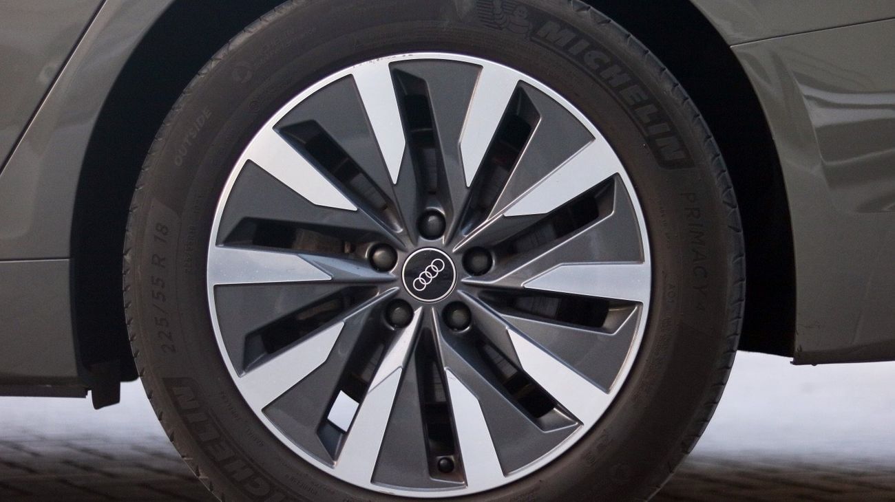 أودي A6 40 TFSI -2.0L