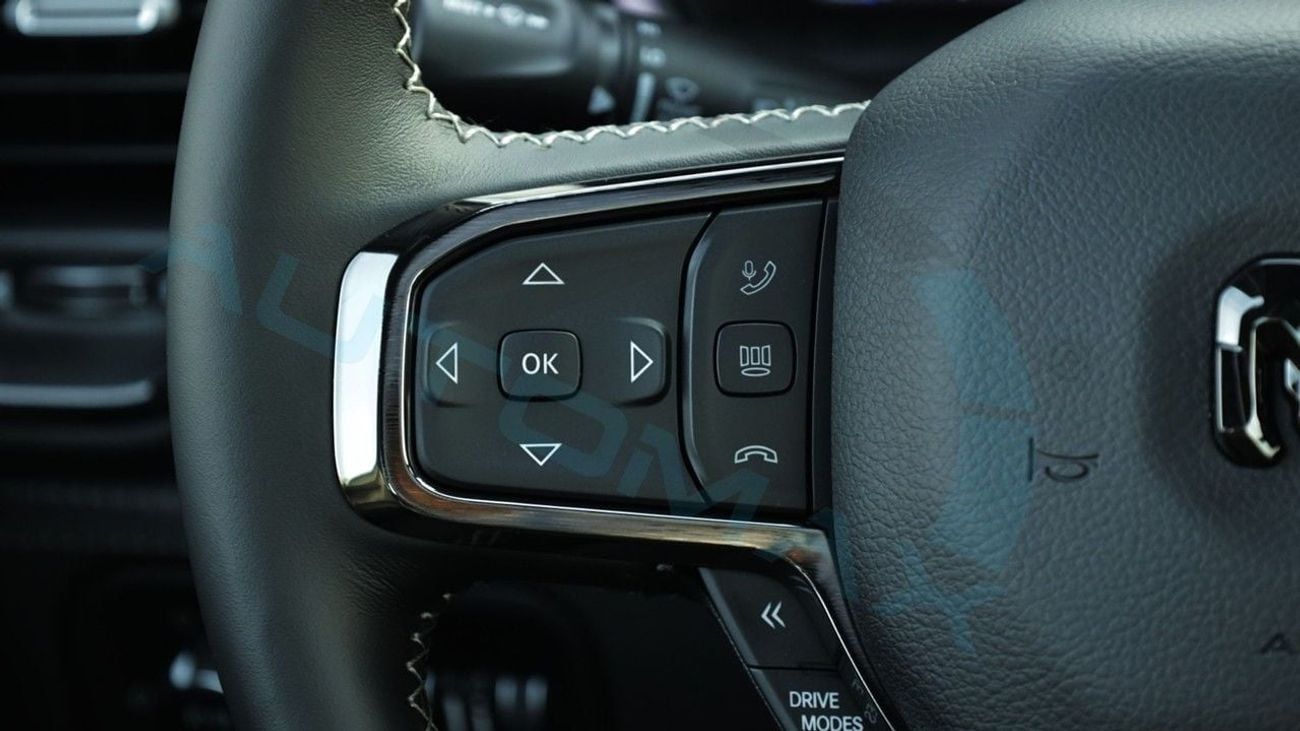 RAM 1500 Limited Crew Cab eTorque V8 5.7L (For Export , НА ЭКСПОРТ) PY 26/26 eTorque V8 5.7L GCC Без пробега
