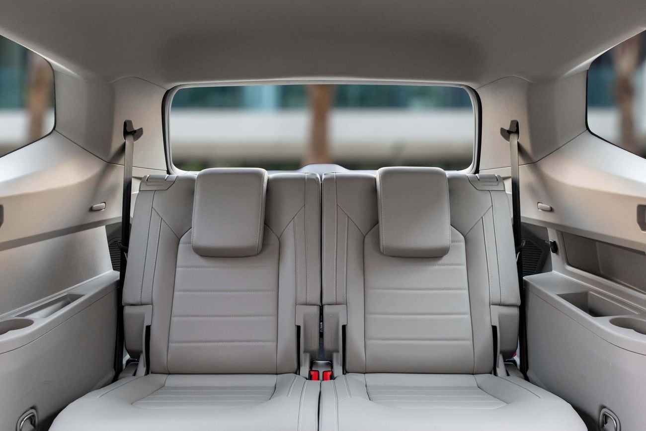 Volkswagen Teramont COMFORTLINE Teramont Comfortline | 2,448 P.M | 0% Downpayment | Volkswagen Warranty!