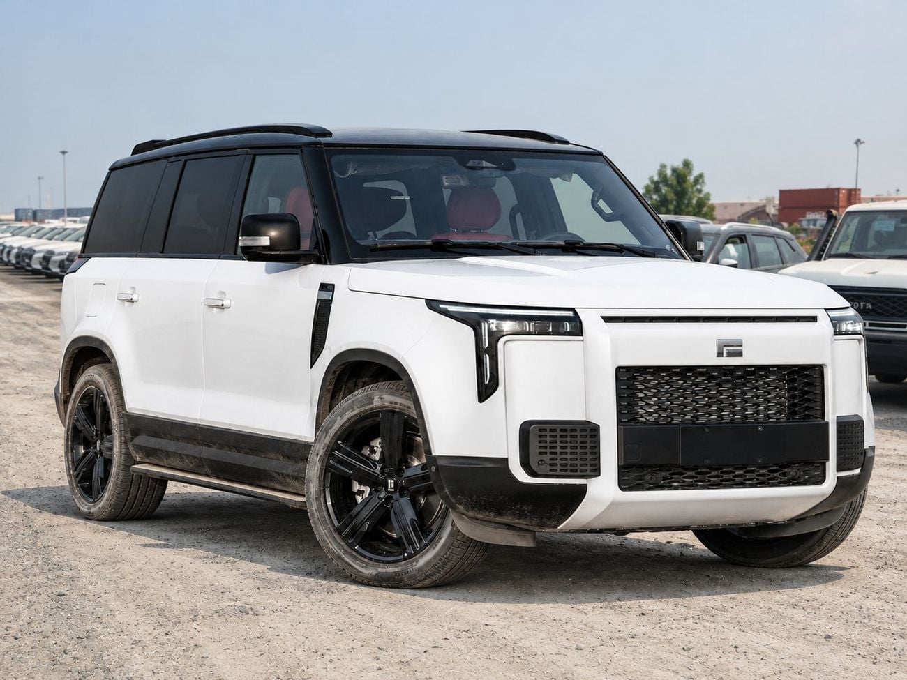 روكس 01 Luxury 2026 ROX 01 Luxury - 1.5 لتر هجين أوتوماتيكي - أبيض