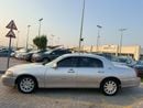 Lincoln Town Car SIGNATURE VERY CLEAN CAR LOW MILEAGE