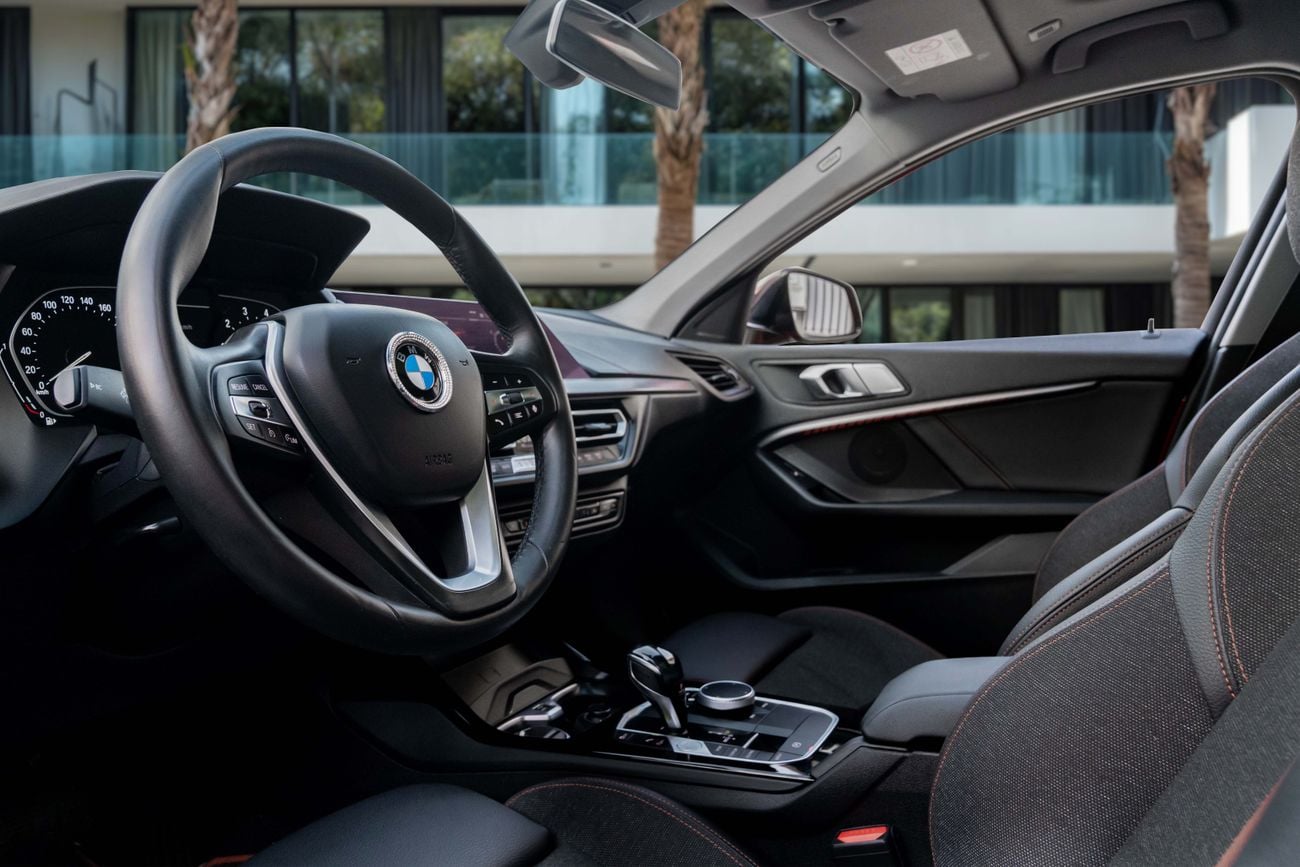 BMW 120i 120i Sport Line 120i | 1,469 P.M | 0% Downpayment | 120 Sport Line