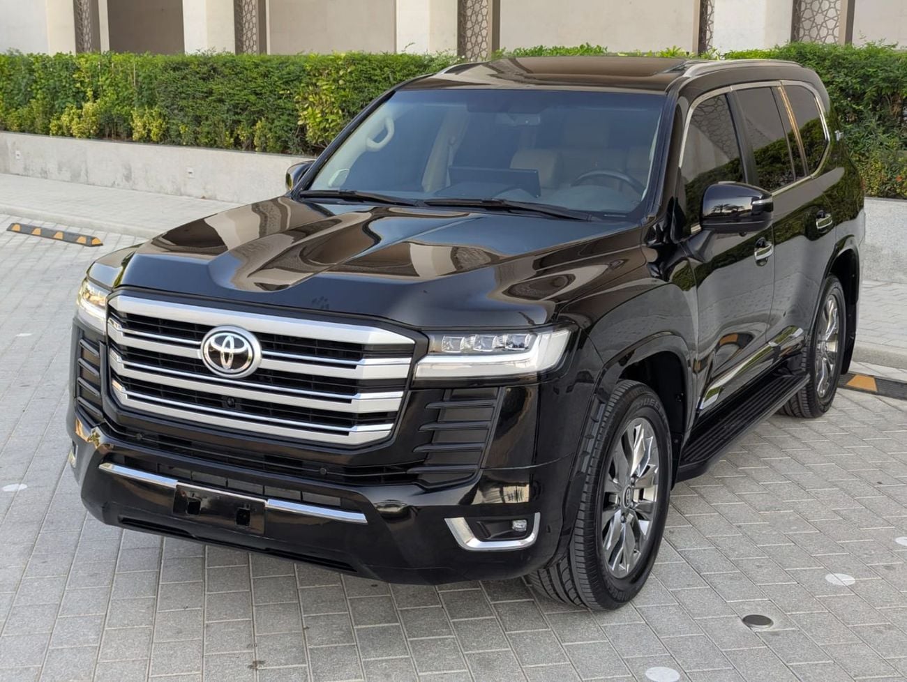 Toyota Land Cruiser VXR Toyota Land Cruiser 2015 VXR GCC Specs Facelifted 2026 Full Option V8 4.6L Well-maintained