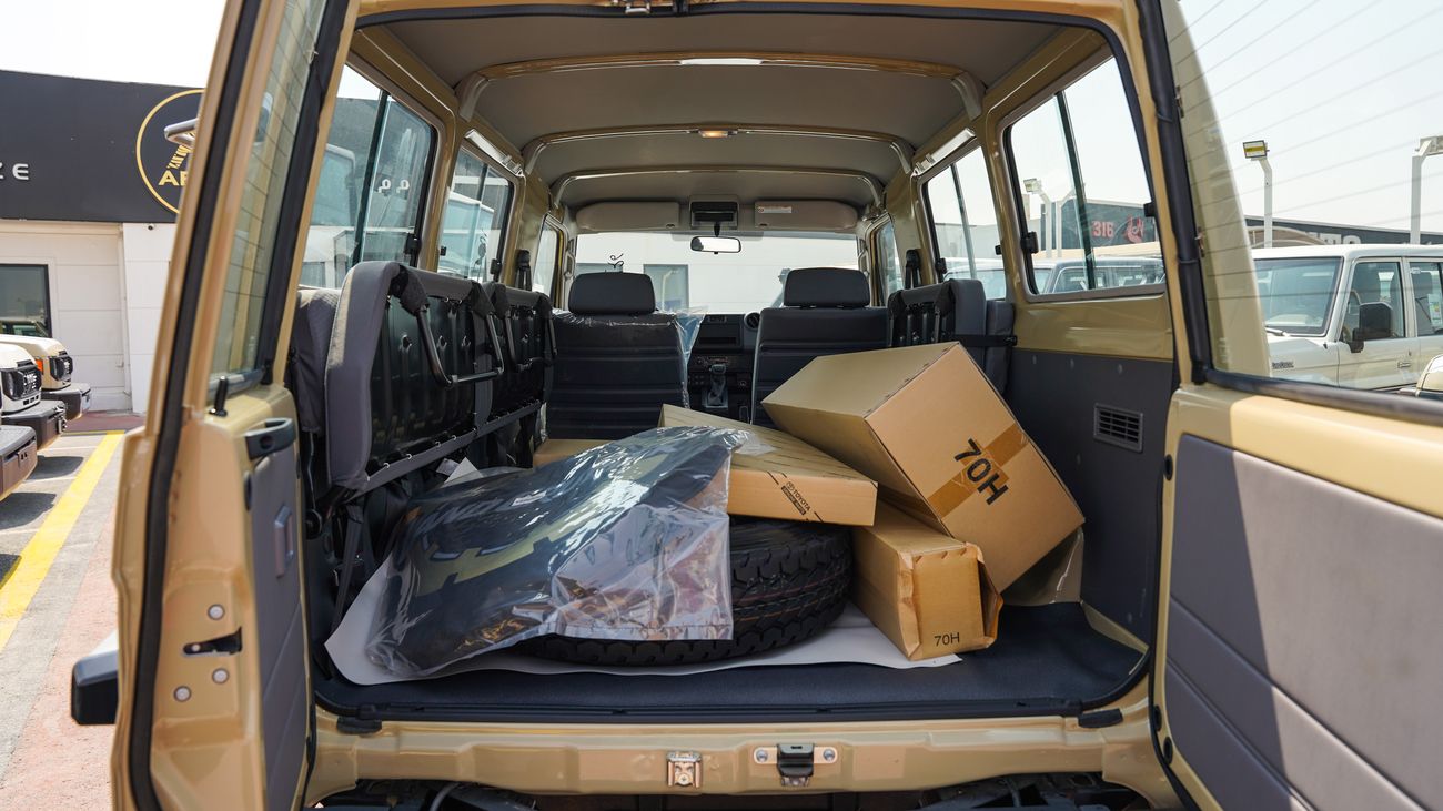 Toyota Land Cruiser 70