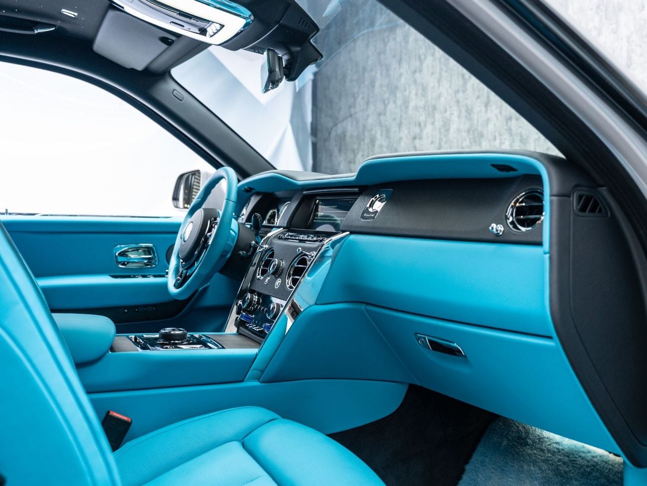 Rolls Royce Cullinan STANDARD