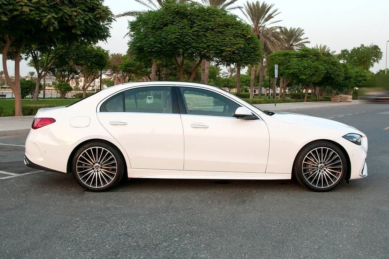 Mercedes Benz C200 C200 Premium Advanced | GCC Specs | Garagash Warranty And Service Contract 105000Kms