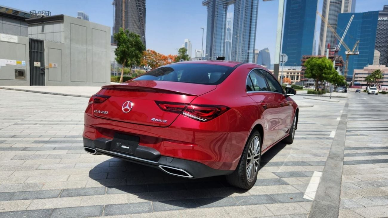 Mercedes Benz CLA250 Premium +
