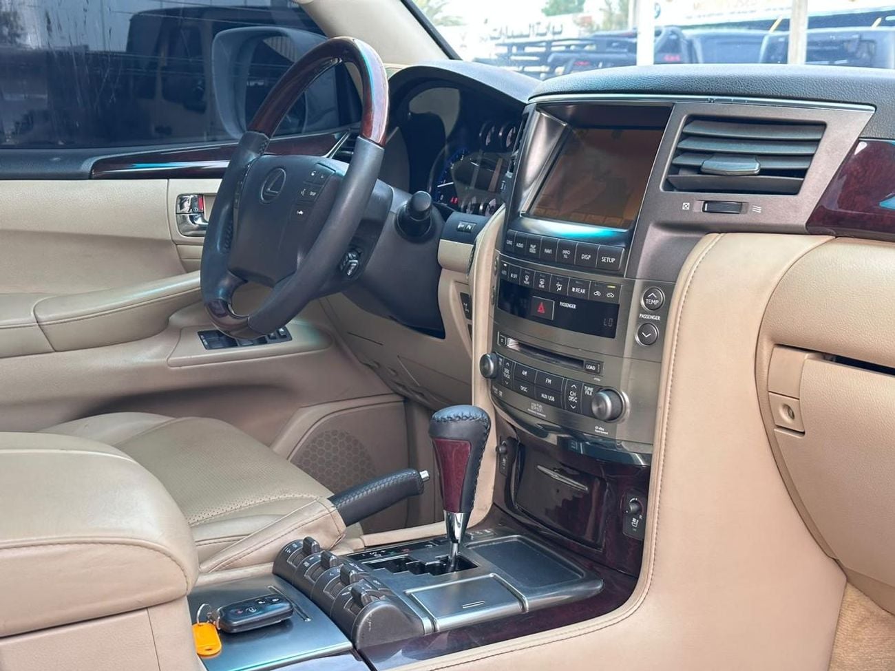 Lexus LX570 NAVIGATION SPORT