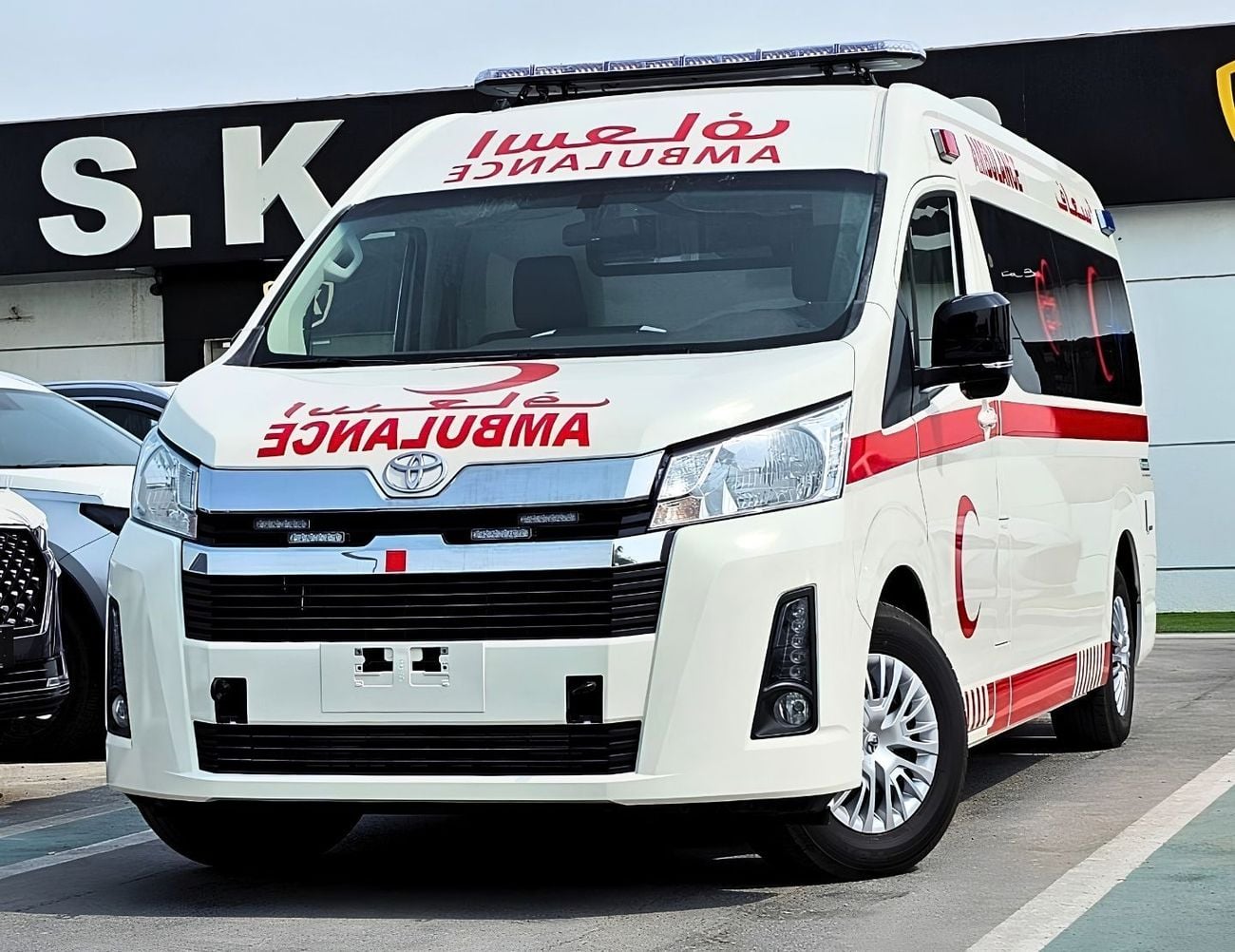 Toyota Hiace HIACE HIGHROOF AMBULANCE GL || 2.8L DIESEL V4 A/T (CODE # HRDAGLJ-M-AB)
