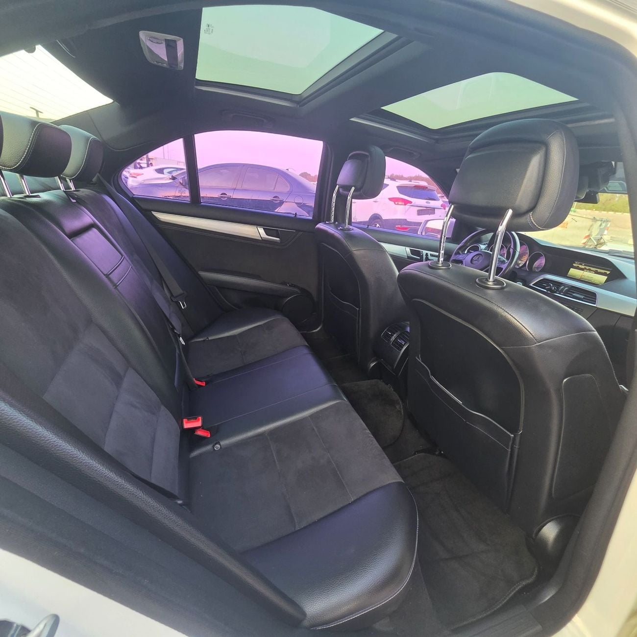 مرسيدس بنز C 200 AVANTGARDE SPORTS
