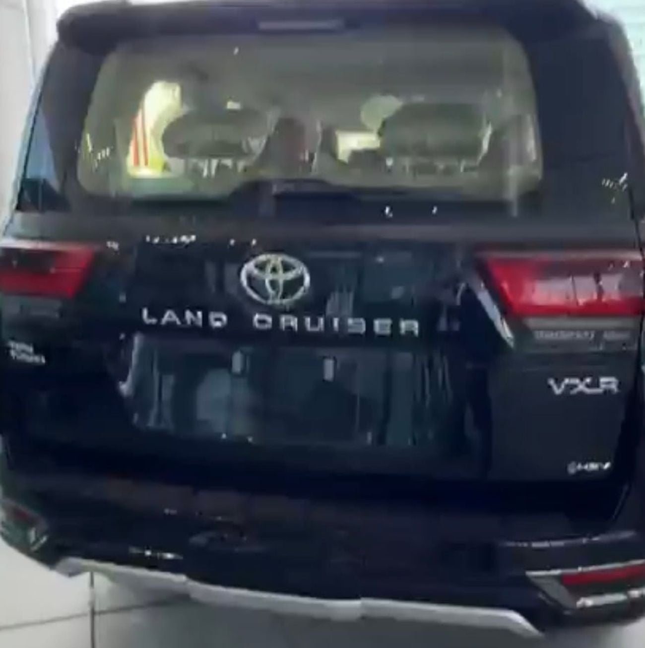 Toyota Land Cruiser VXR