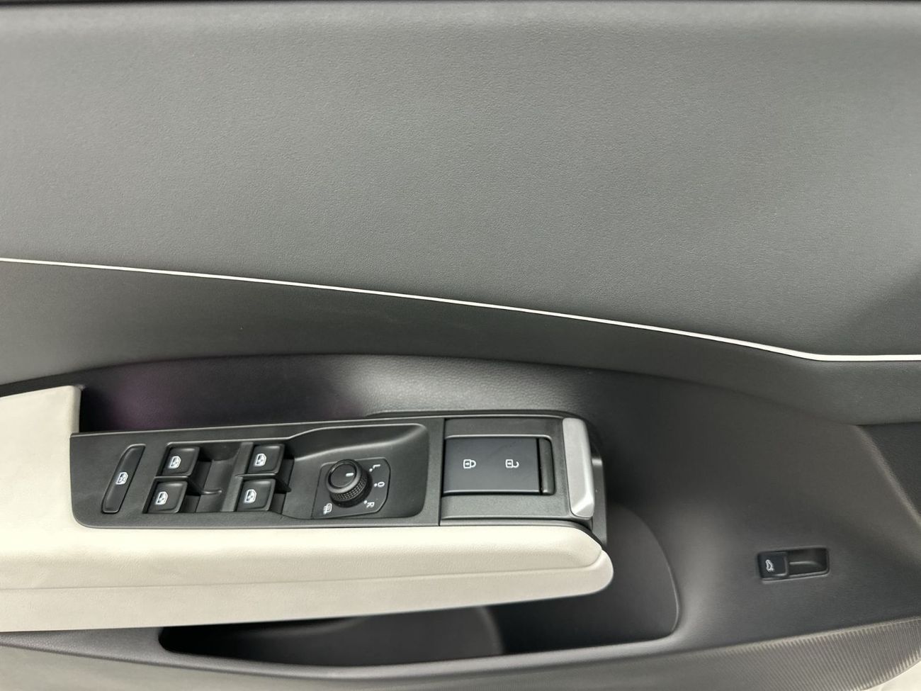 Volkswagen Jetta HIGHLINE Jetta Comfortline 1.5L | Ex-Demo | Adaptive Cruise Control | Lane & Side Assist | Digital C