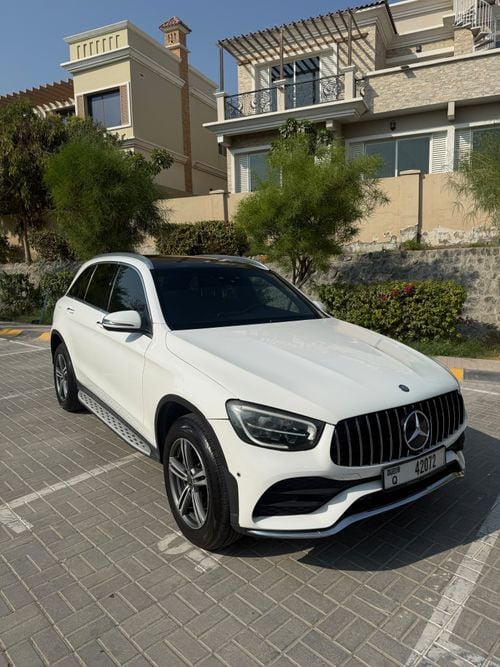 Mercedes Benz GLC 300 E 4MATIC PREMIUM