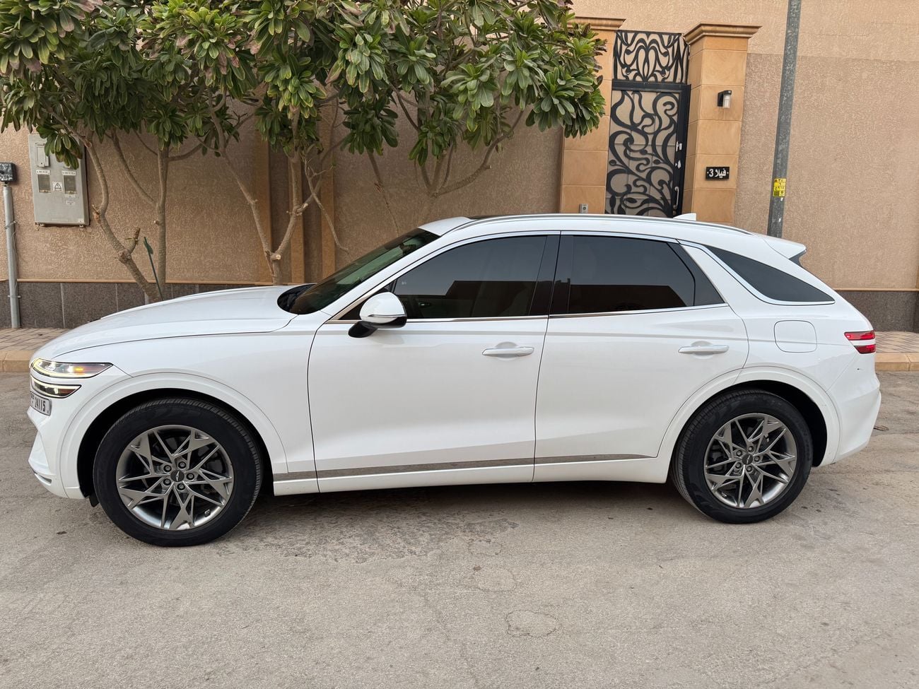 Genesis GV70 PREMIUM 2.5T 4cyl AWD
