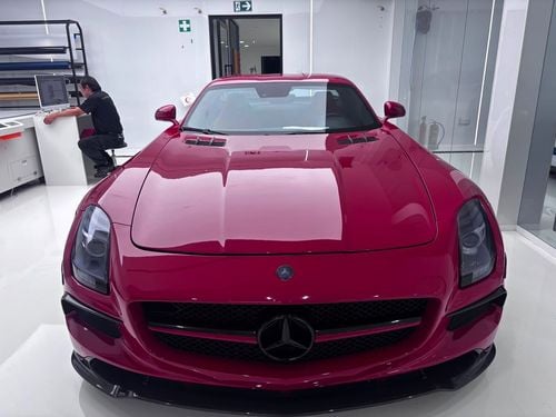 Mercedes Benz SLS AMG STANDARD