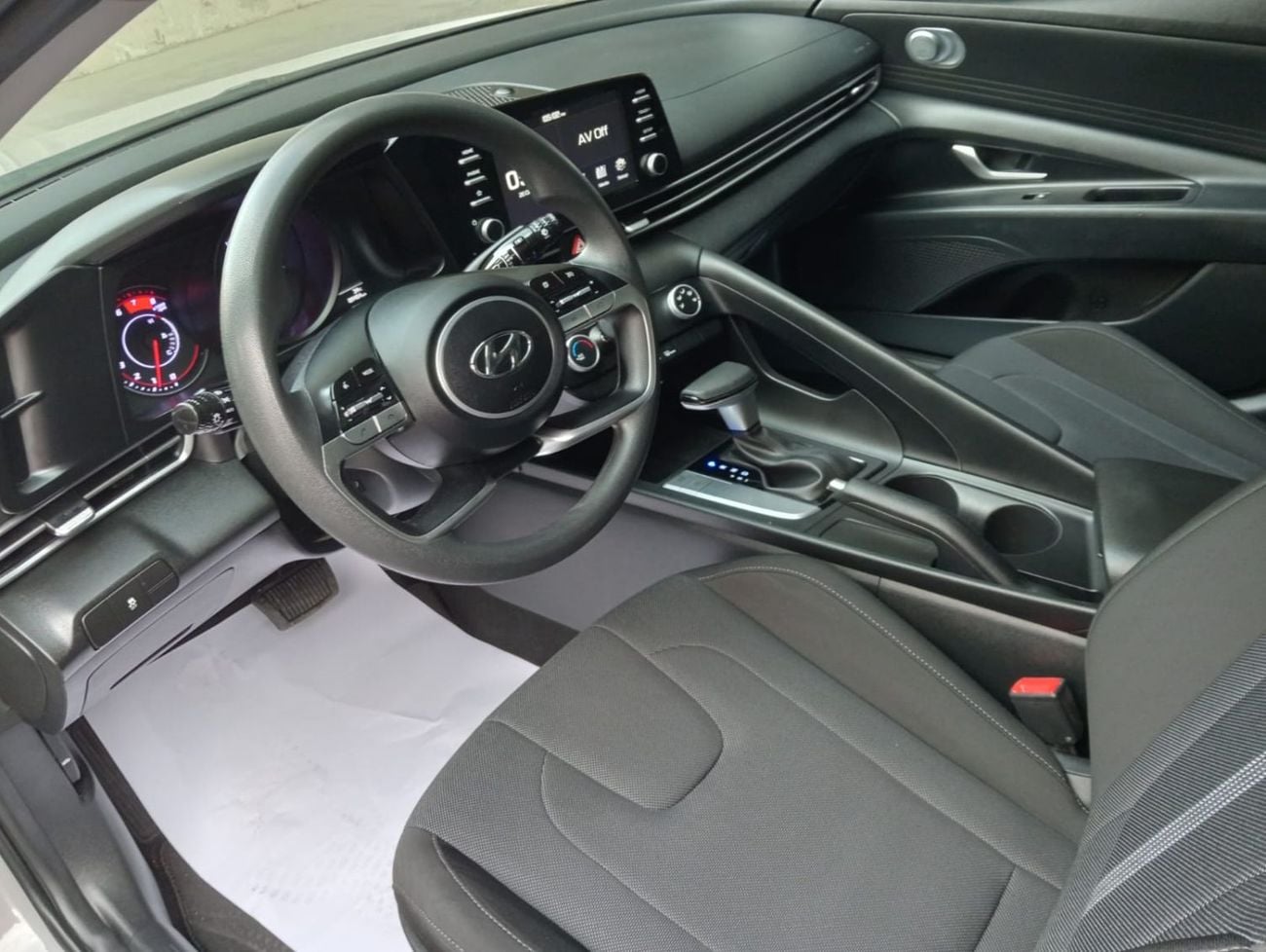 Hyundai Elantra SMART Hyundai Elantra 2023 Smart GCC SPECS SINGLE OWNER NO HIDDEN FEES 0%DP CAN BE DONE 12 MONTHS