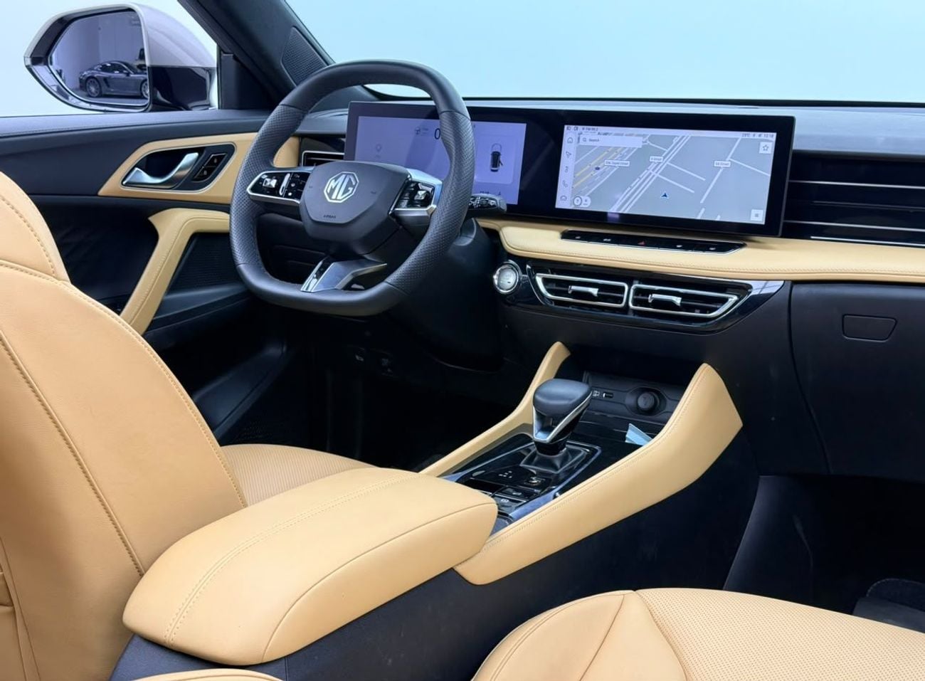 MG HS LUXURY 2025 MG HS Deluxe, Warranty, Full Service History, Fully Loaded, Excellent Condition, GCC